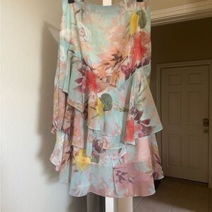 Vince Camuto Pink and Gray Label